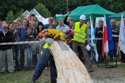 Złożona przerzynka kłód